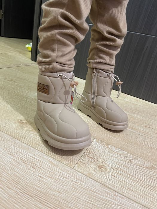 Зимові дитячі дутики