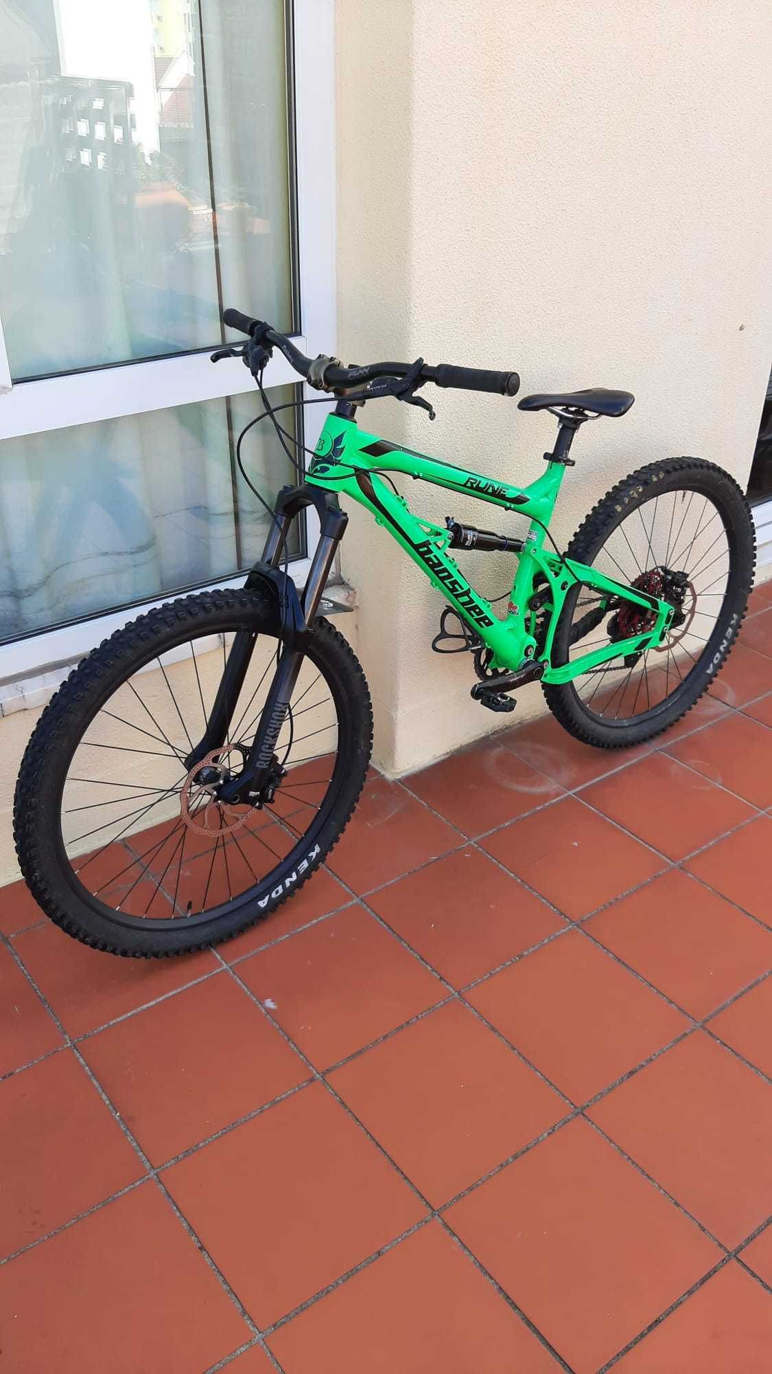 Vendo/Troco Bicicleta de enduro Banshee Rune V2  27.5