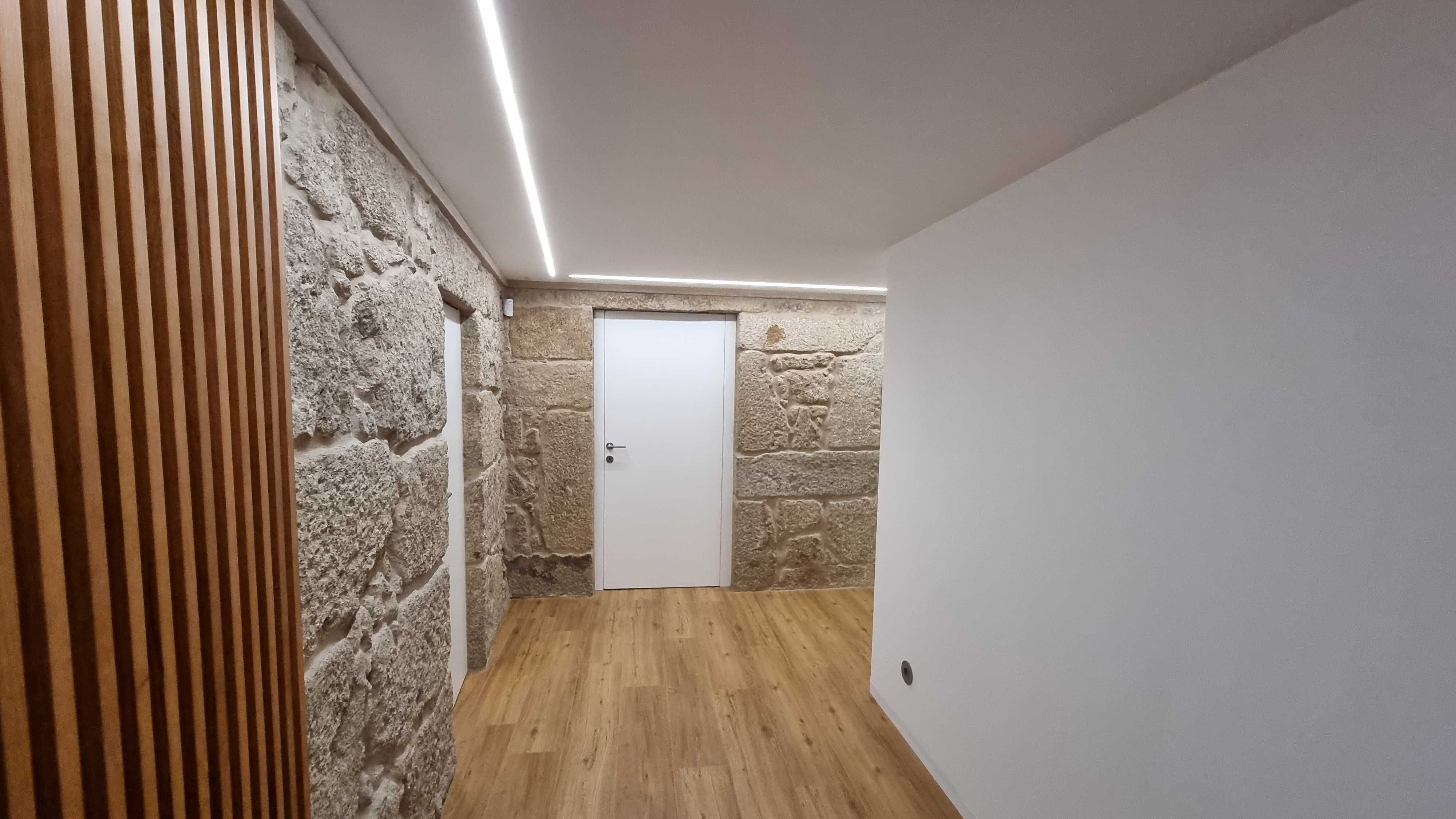 Casa T2, centro de Paredes