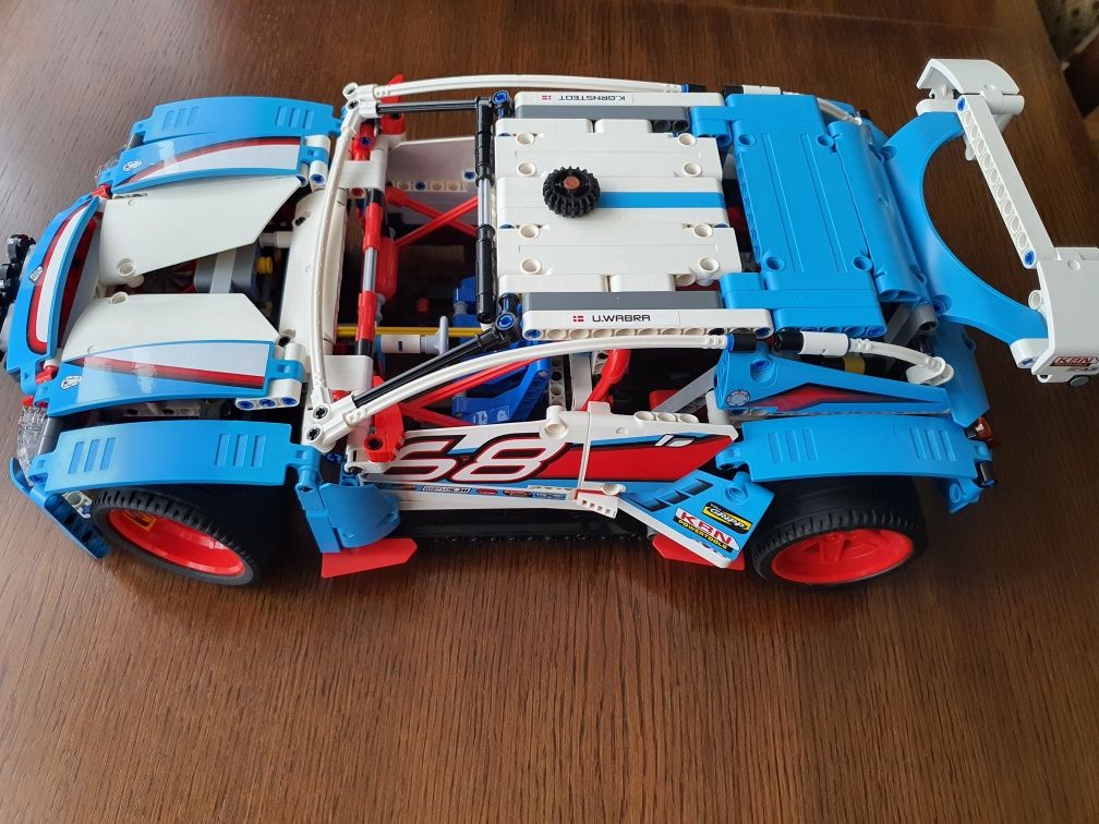 Klocki lego Technic 42077 Niebieska Wyścigówka