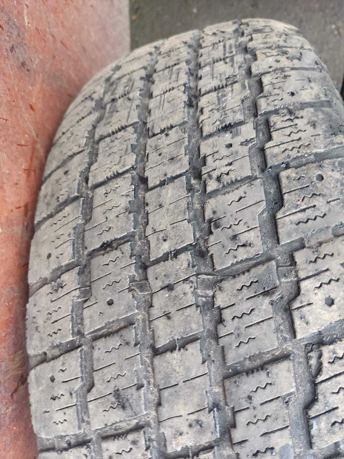 Резина, Шина Cooper Weather-Master S/T2 215/65 R16 98T Б.У