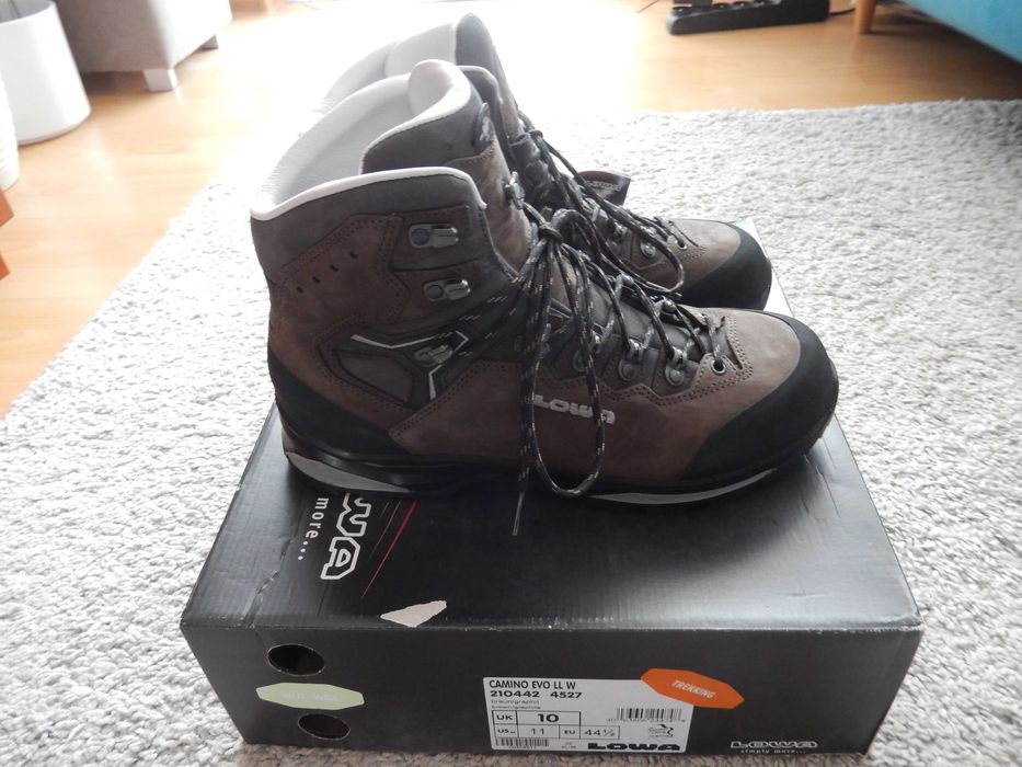 nowe męskie buty Lowa Camino Evo LL WIDE rozmiar 44,5 (29 cm)