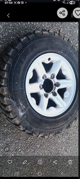 2 jantes com pneus terrano