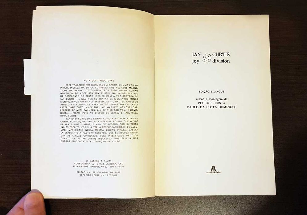 Ian Curtis / Joy Division: Prazeres Ignorados (Assírio & Alvim, 1989)