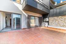 Apartamento T3  Condomínio Privado  Com Terraço