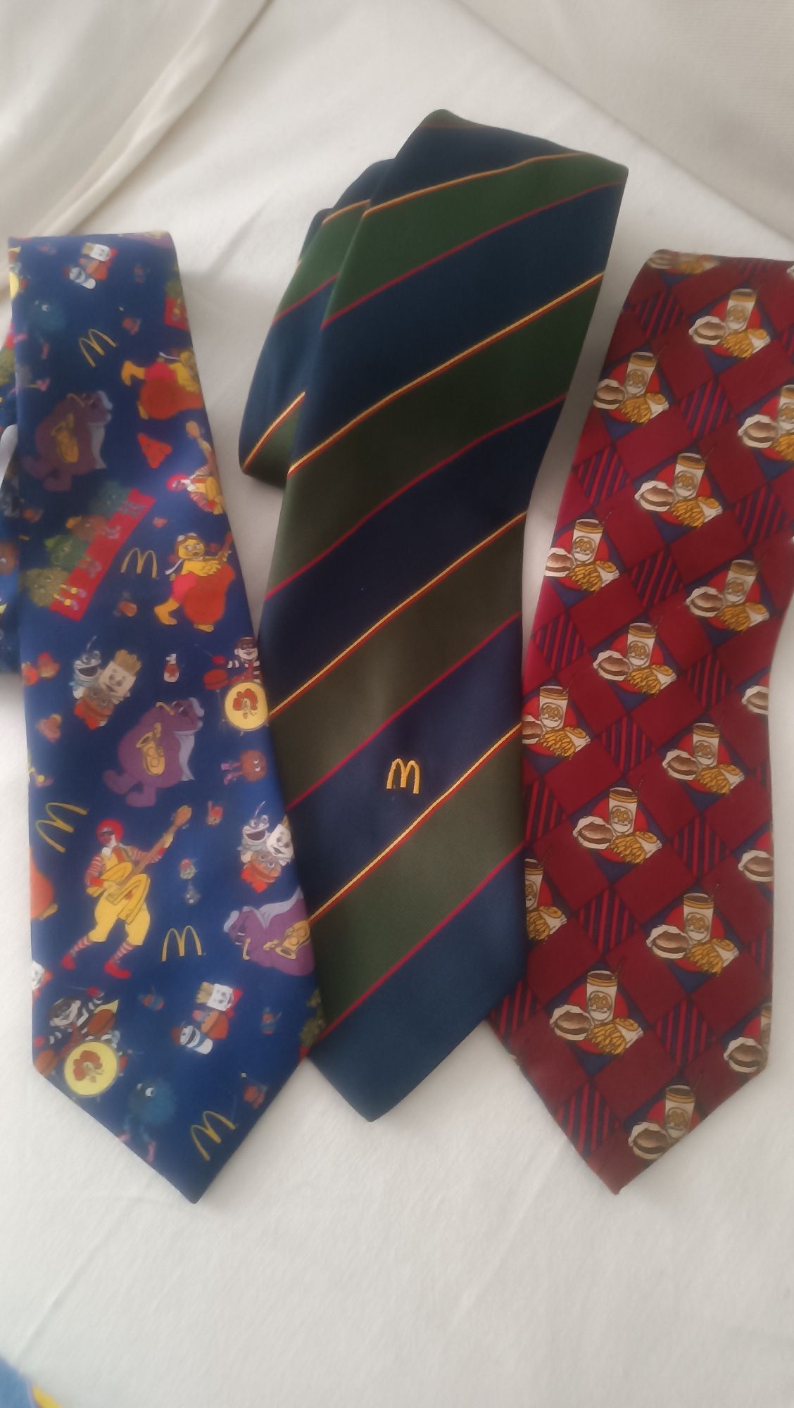 MacDonald gravatas