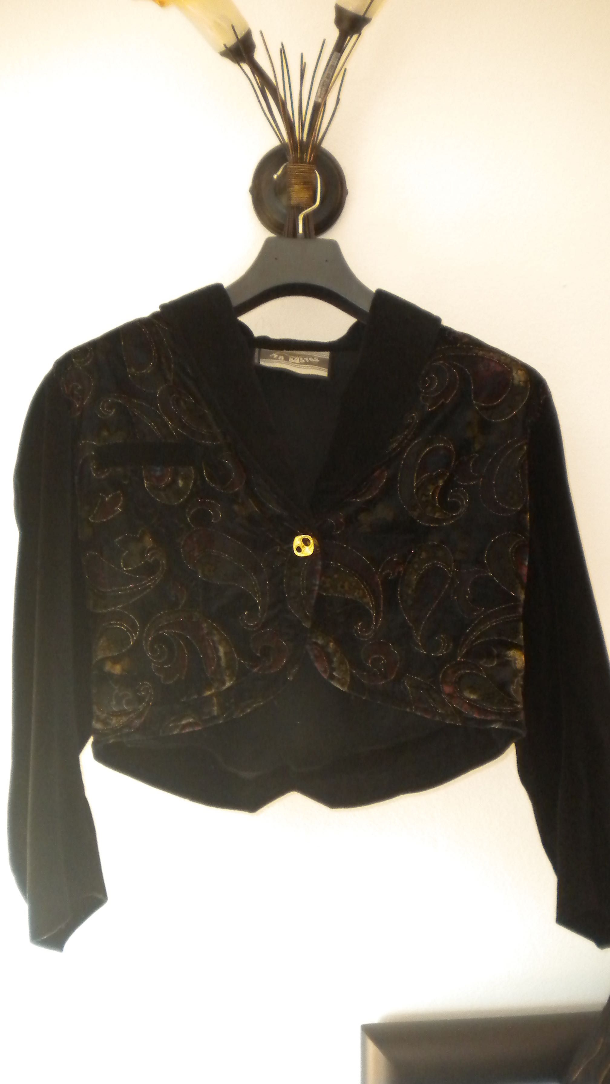 Casaco / Bolero Preto
