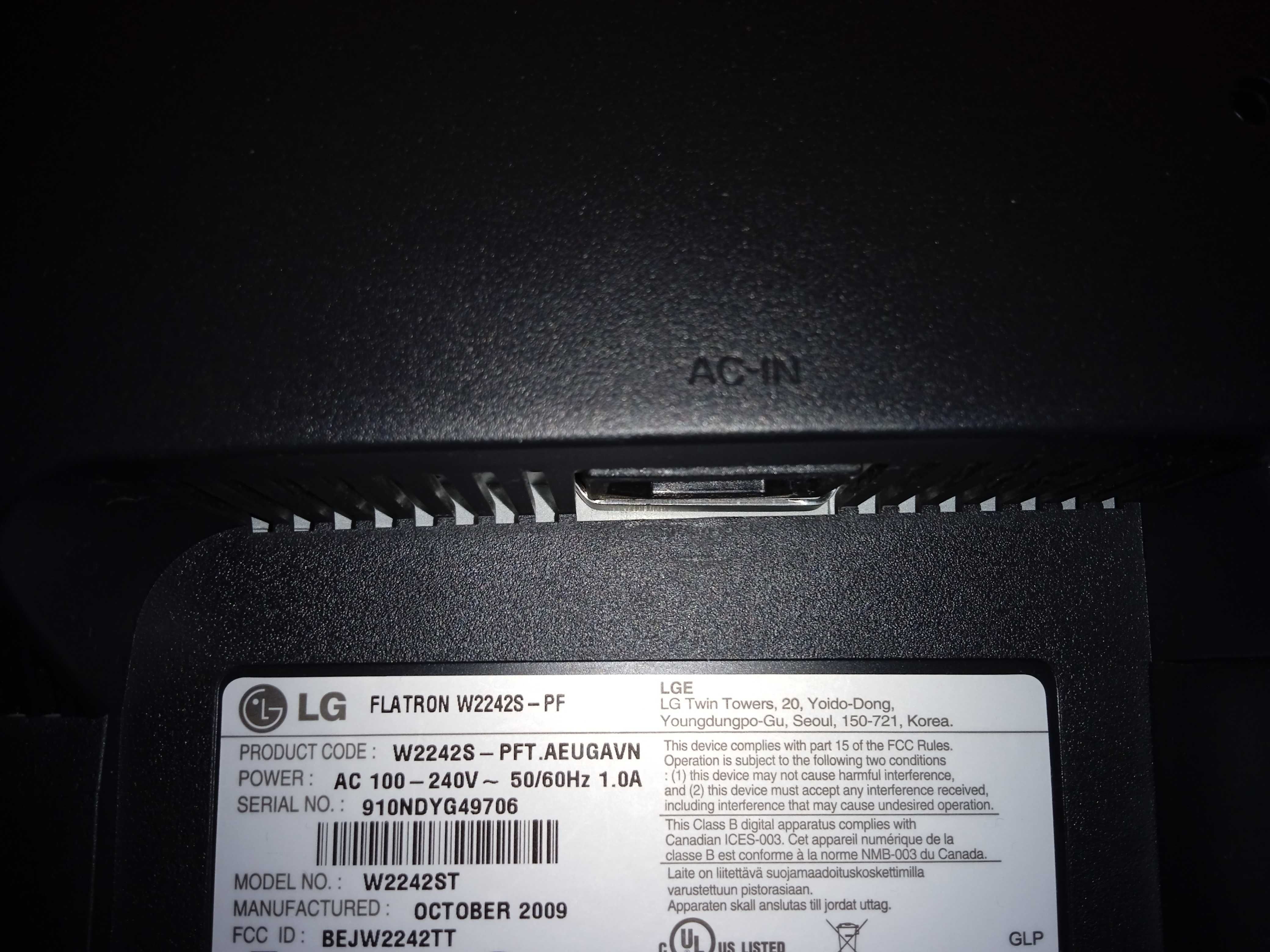 Monitor LG Flatron W2242S, 22 calowy, używany