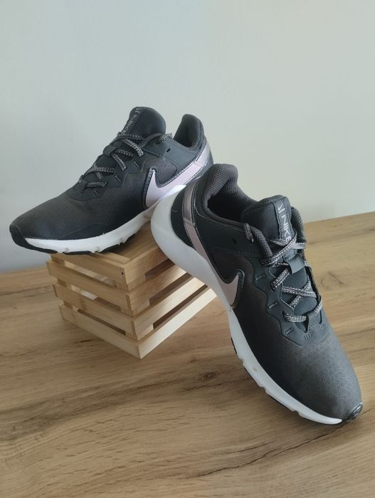 Nike Legend Essential 2 Premium 'Off Noir Black' EU 37.5