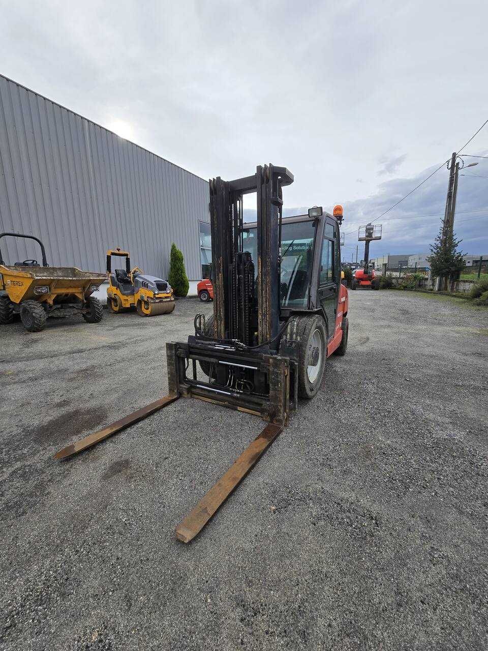 Empilhador Manitou MSI35 - Todo Terreno