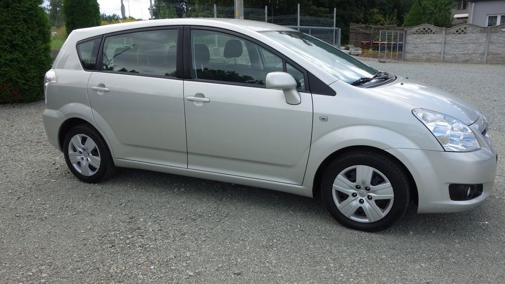 Toyota Corolla Verso 1.8 VVTi Sol+7 Klimatyzacja Bardzo Dobry Stan