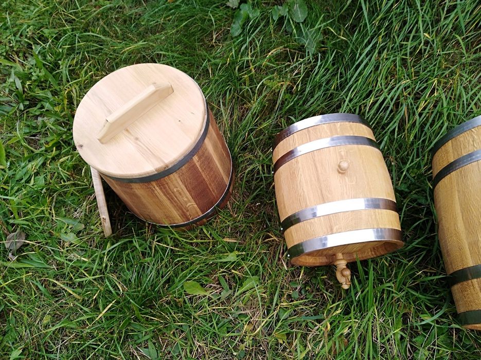 Дубові бочки герметичні, якісні. Діжка дубова. Гарний вигляд.