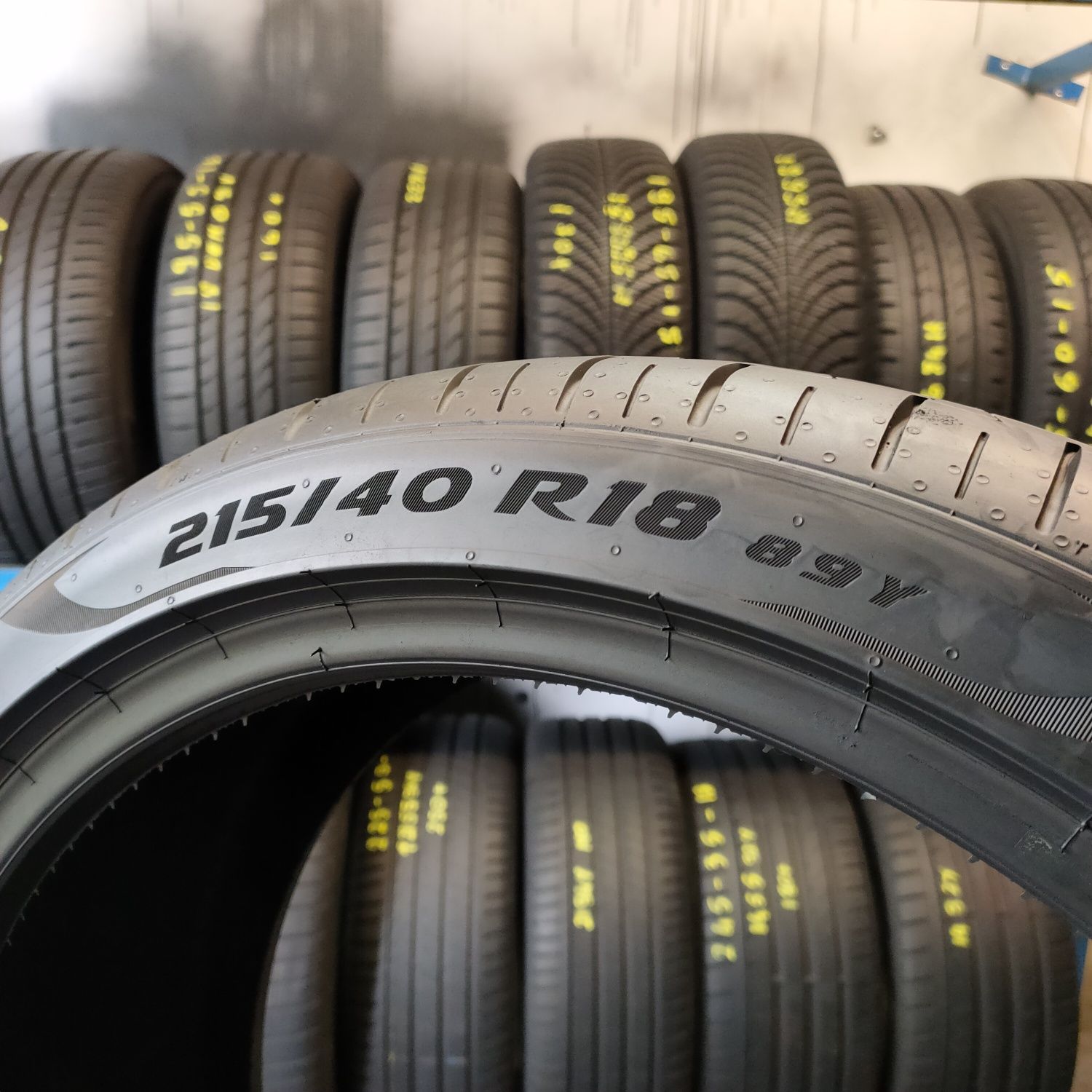 215/40r18 Pirelli Pzero 2021r 6.5mm HN