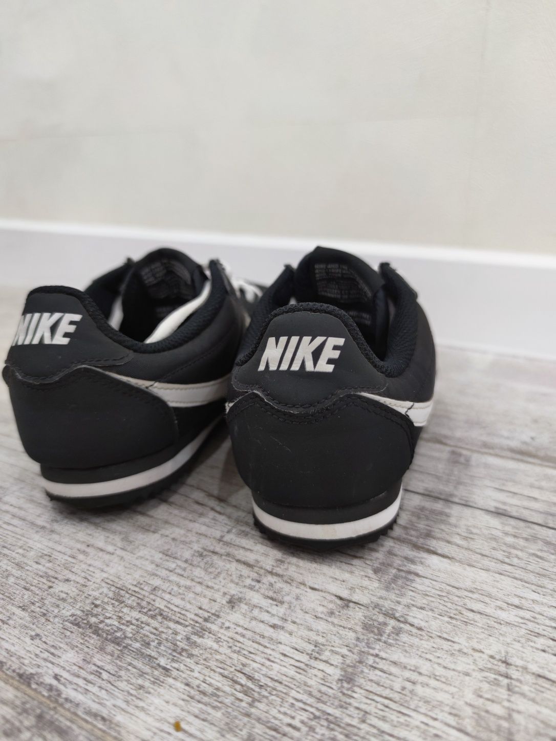 Кроссовки Nike 34