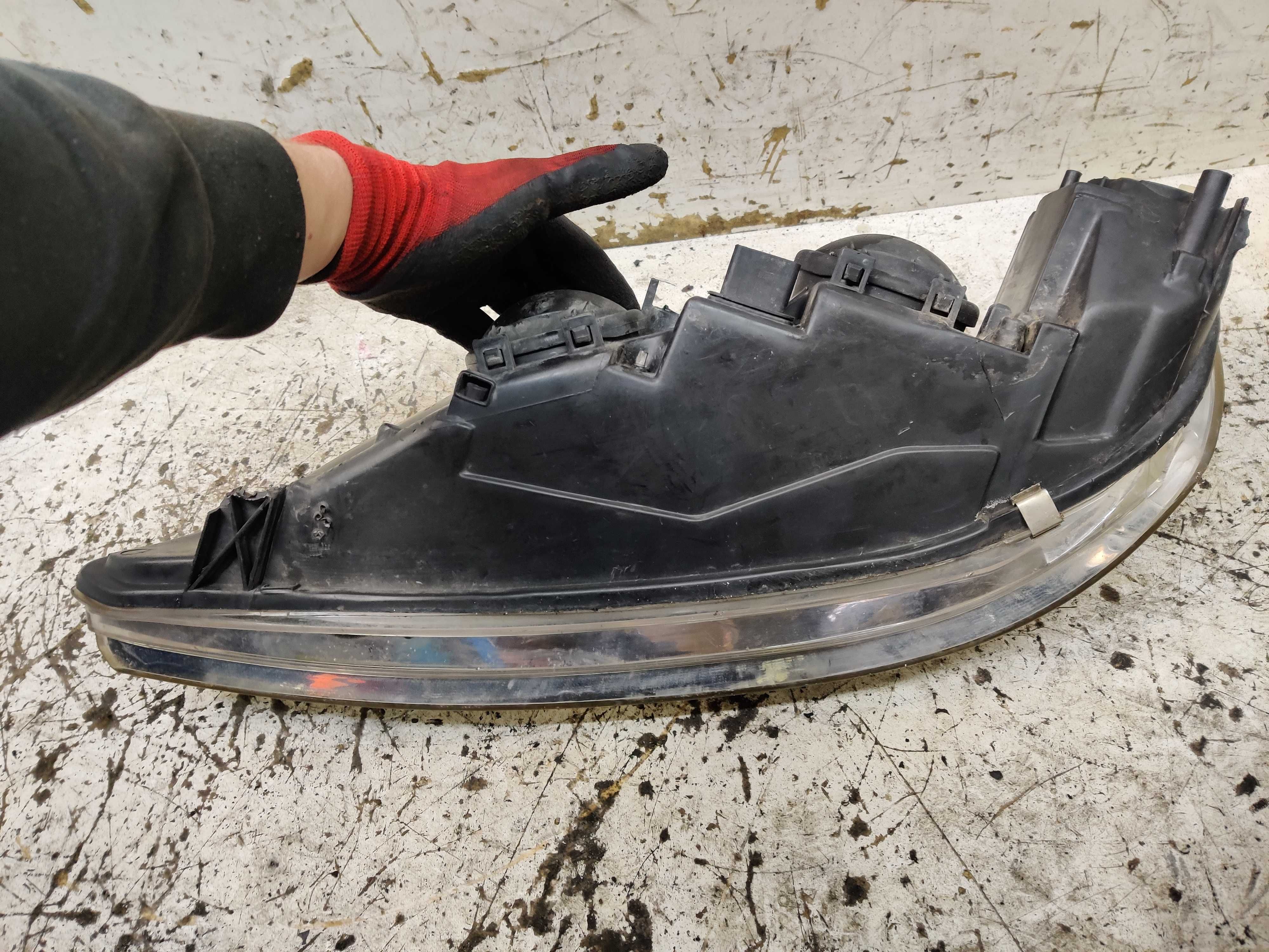 Peugeot 406 Lampa Prawa Przednia Prawy Przód