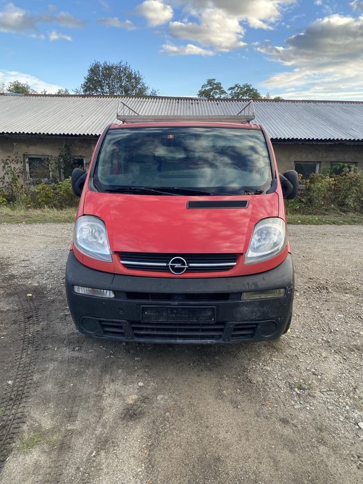 Opel vivaro 2.5 cdti