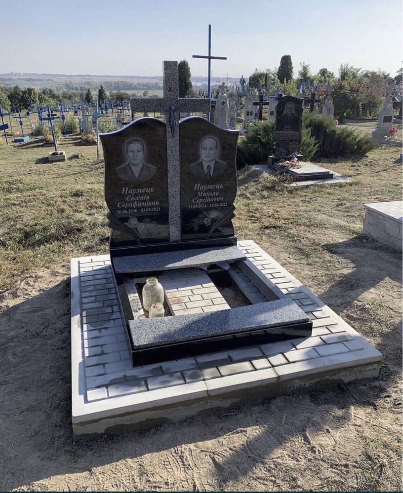 Столешни, ступени, балясины, памятники из гранита