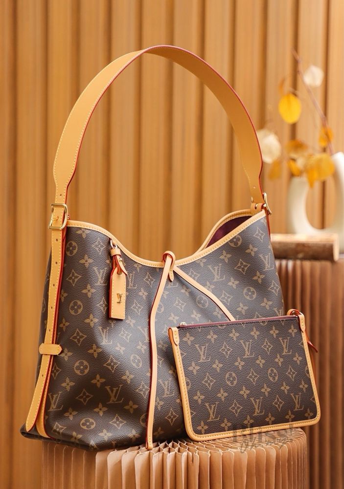 Сумка Louis Vuitton Carryall