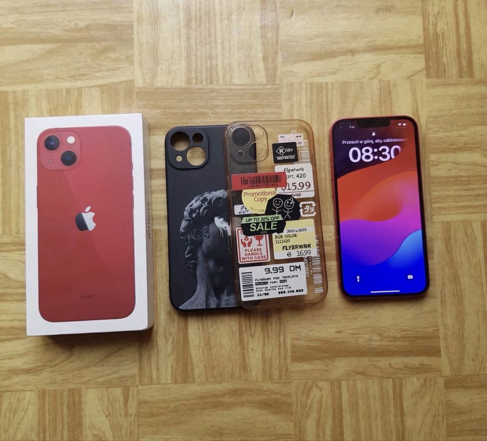 iPhone 13 128 GB czerwony – oryginalne pudełko, kabel, etui