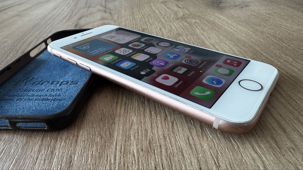 Iphone 8 256 GB złoty - etui (case) gratis