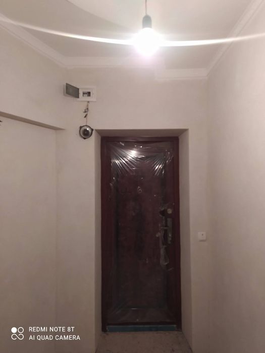 Продається 3- х кімнатна квартира площею 61м. кв.