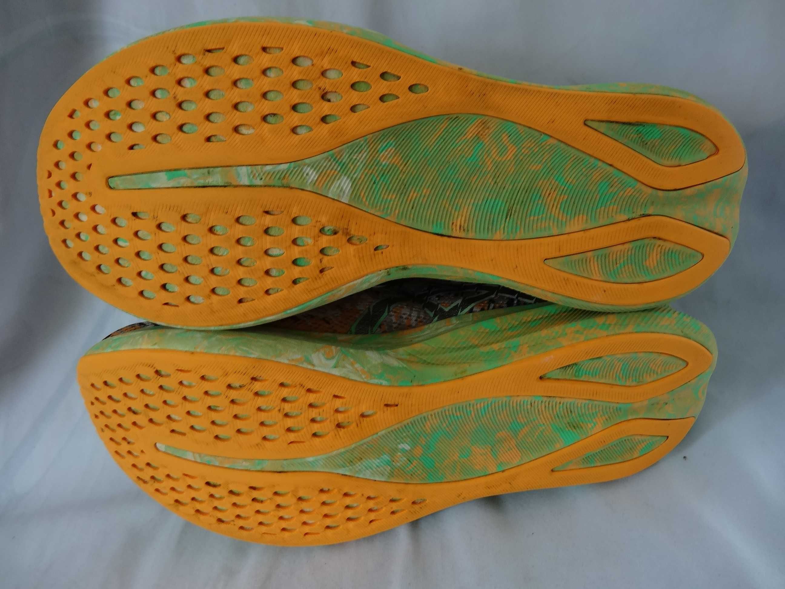 Buty ASICS NOOSA TRI 16 roz 45 Bieganie Sportowe