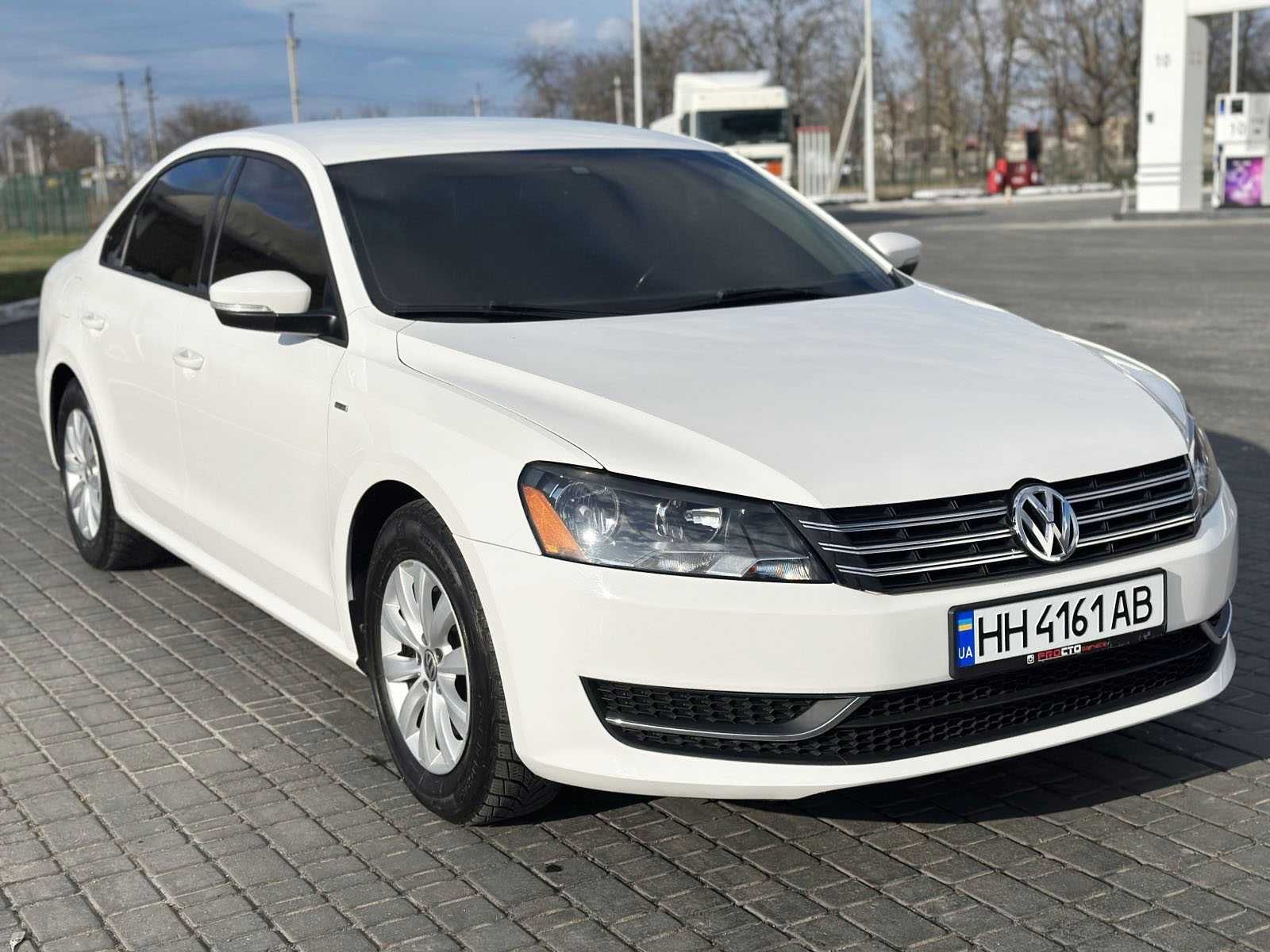 Volkswagen Passat B7 1.8TSi кожа 2014 год