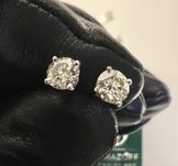 Золоті сережки на закрутках з діамантами 1.08 карат. Брилианты полукар