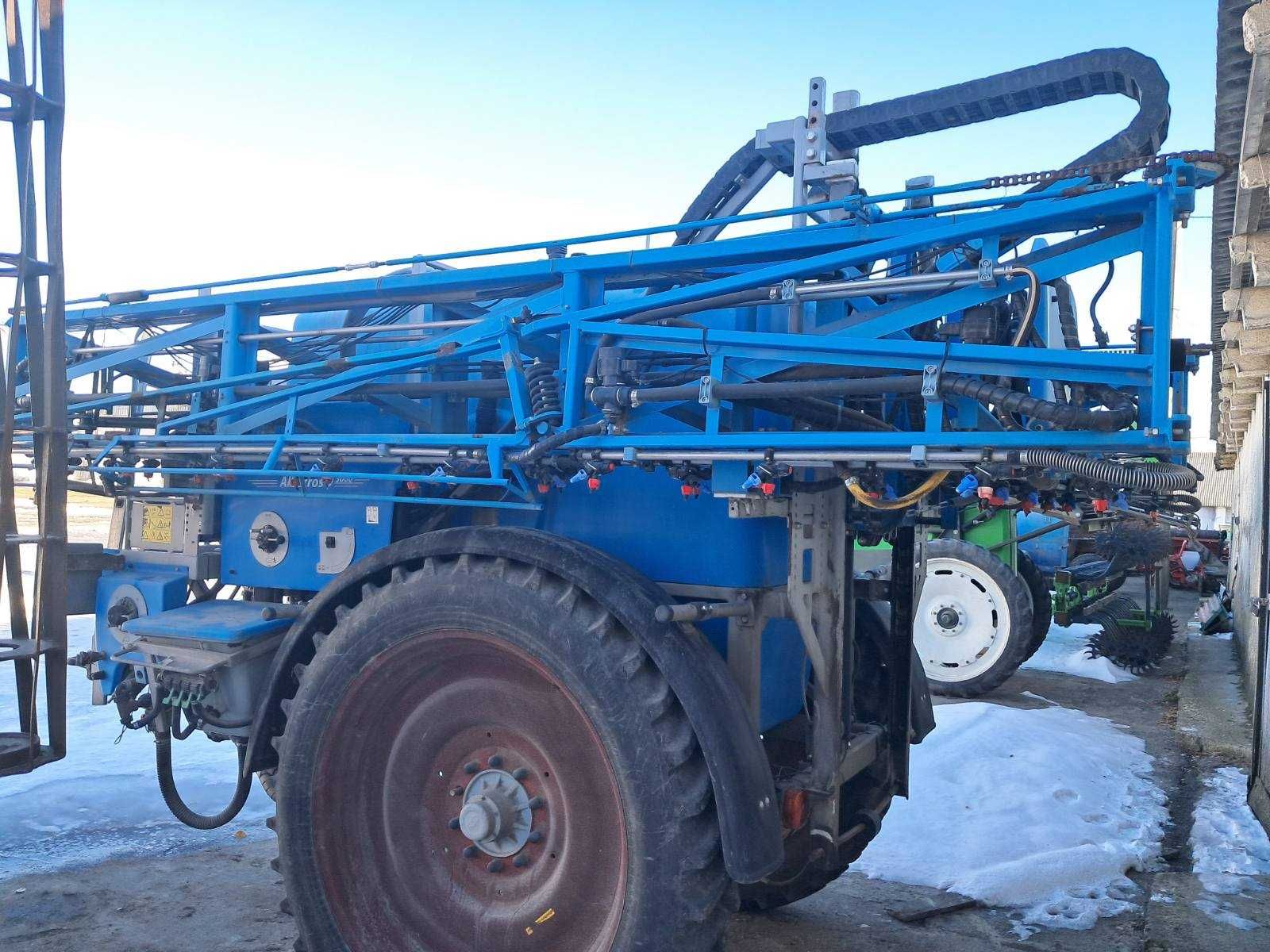 Прицепной опрыскиватель Lemken Albatros 9/3000
