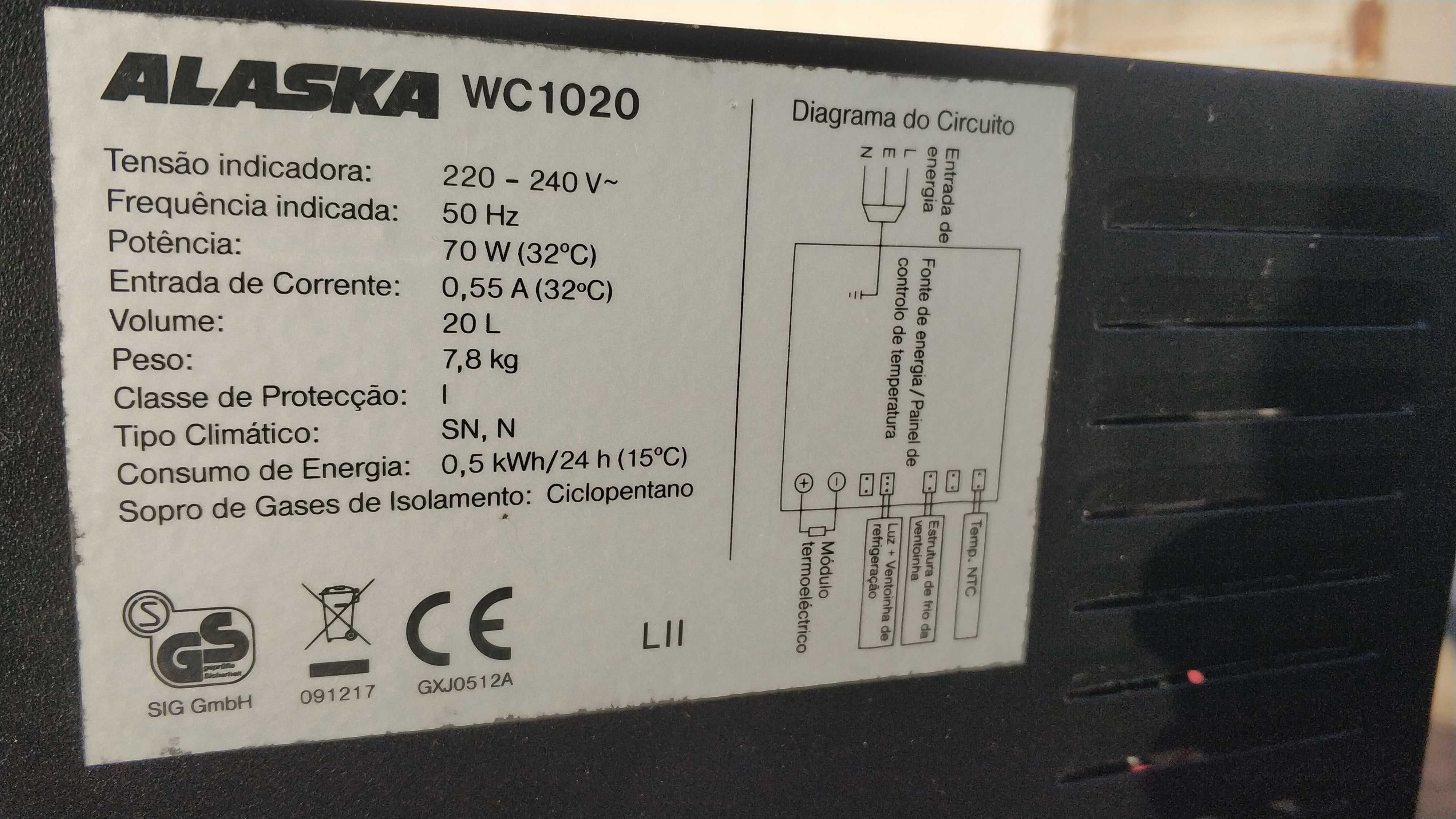 Alaska WC1020 Wine Cooler