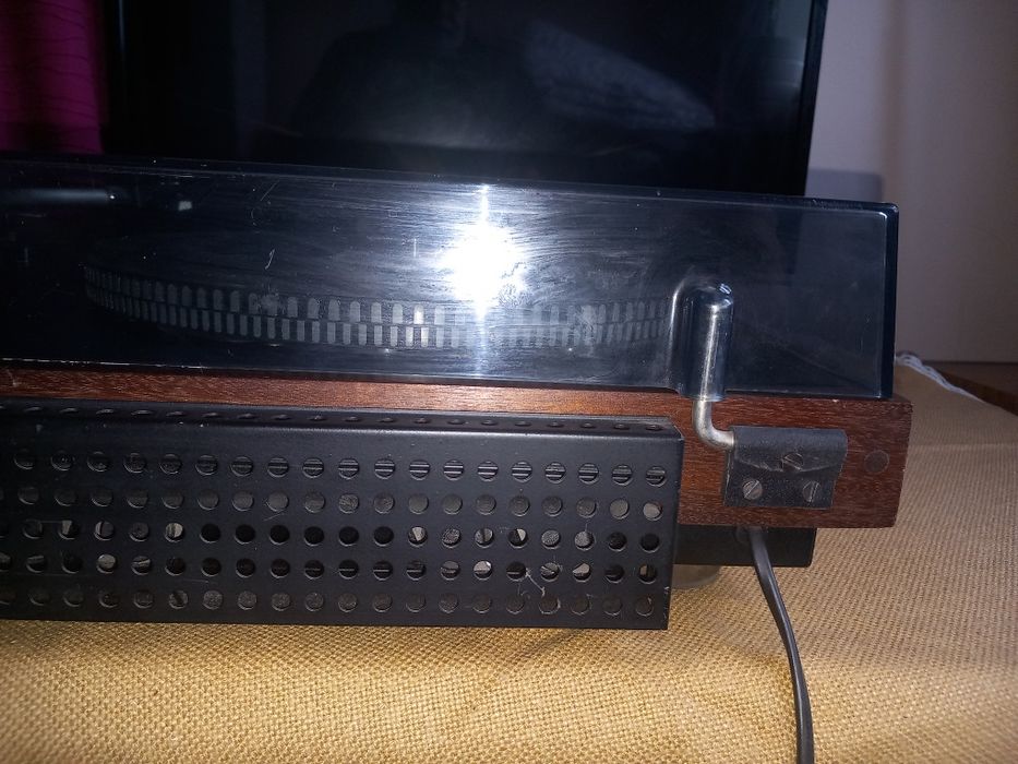 Gramofon Daniel ze wzmacniaczem