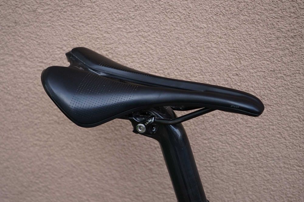 Rower szosowy TREK EMONDA SL4 doinwestowany r.54