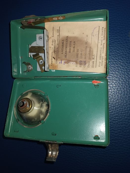Latarka ręczna 142K-LS PRL