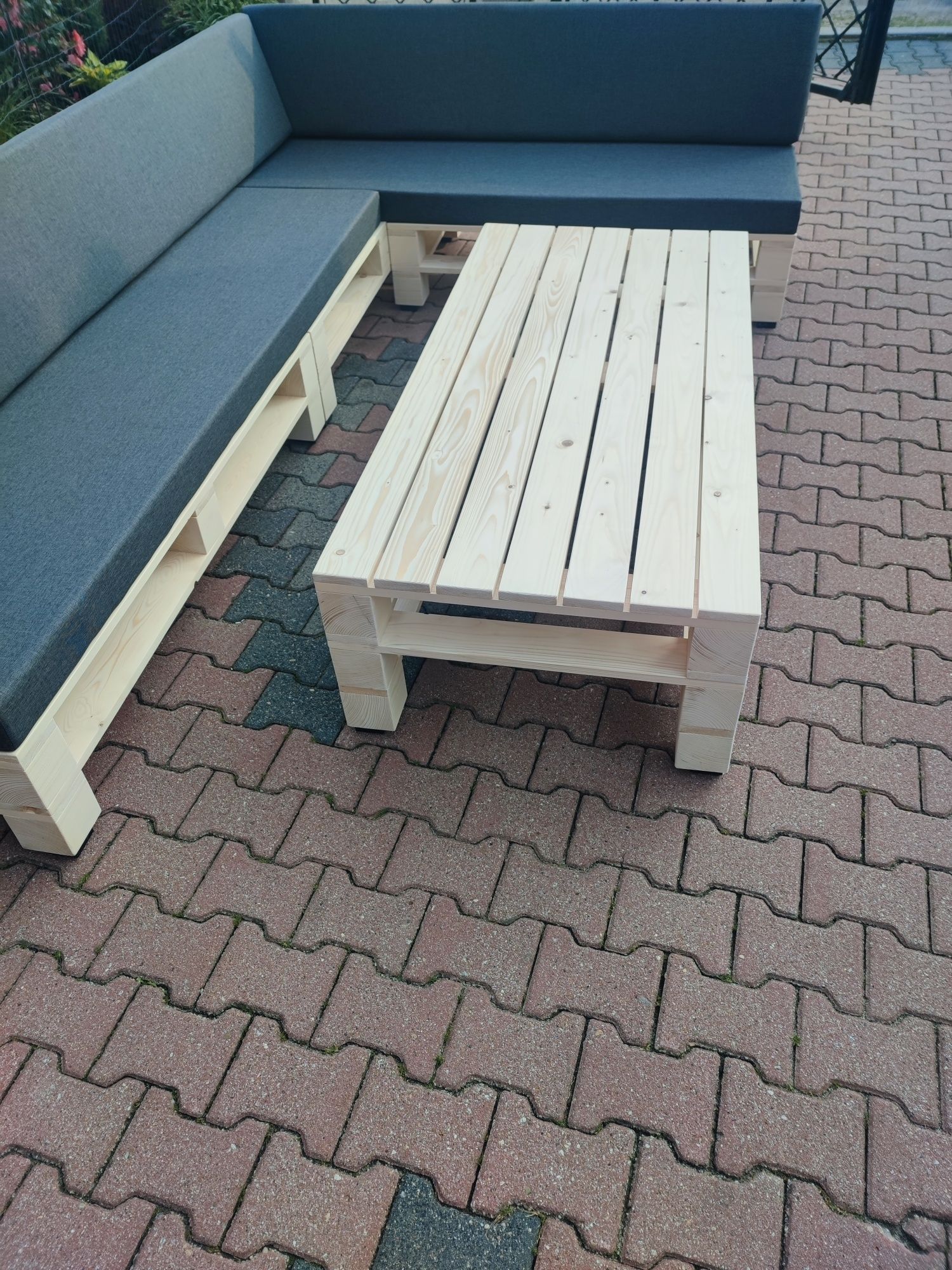Meble na taras,do ogrodu stylizowane na wzór z palet. Meble pod wymiar