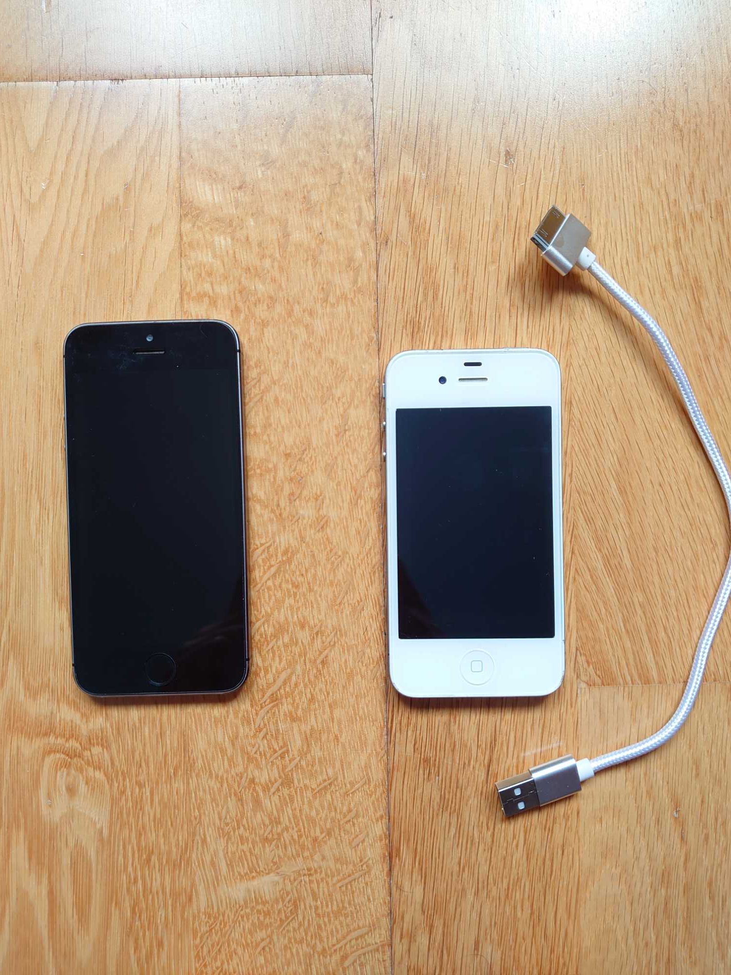 Iphones 4 e 5s a funcionar