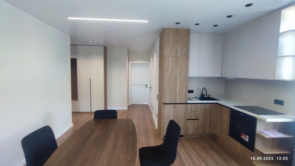 Продаж 1 кім квартири в новобудові міста Ужгород.