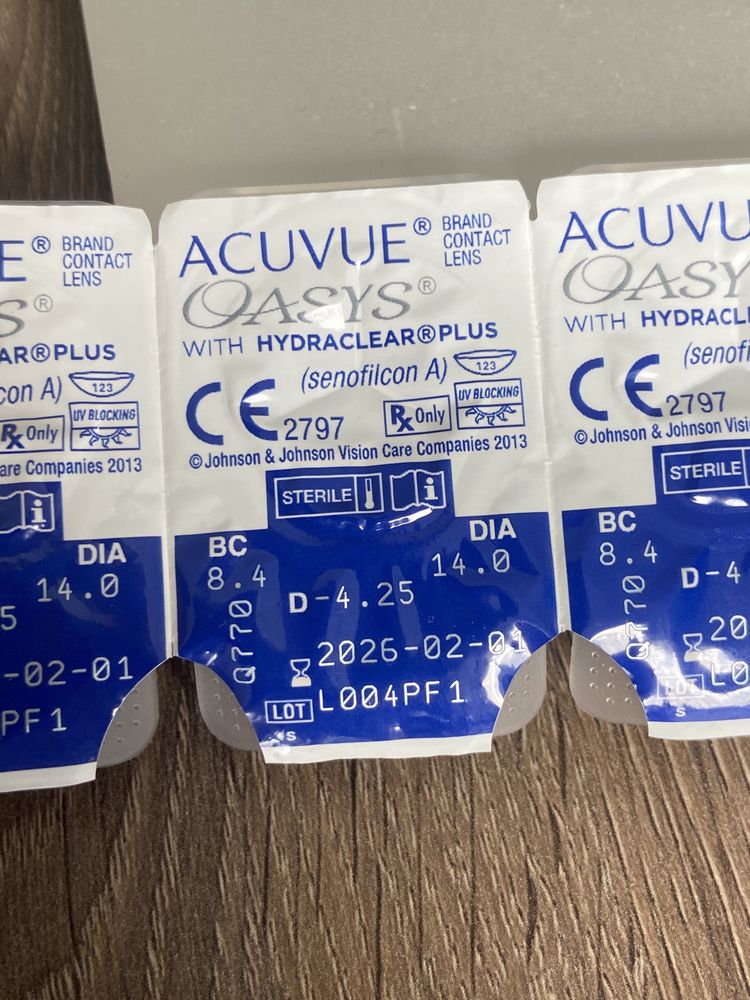 Контактні лінзи Oasys Acuvue