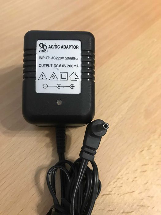 Блок питания/Адаптер 6 V/200 mA