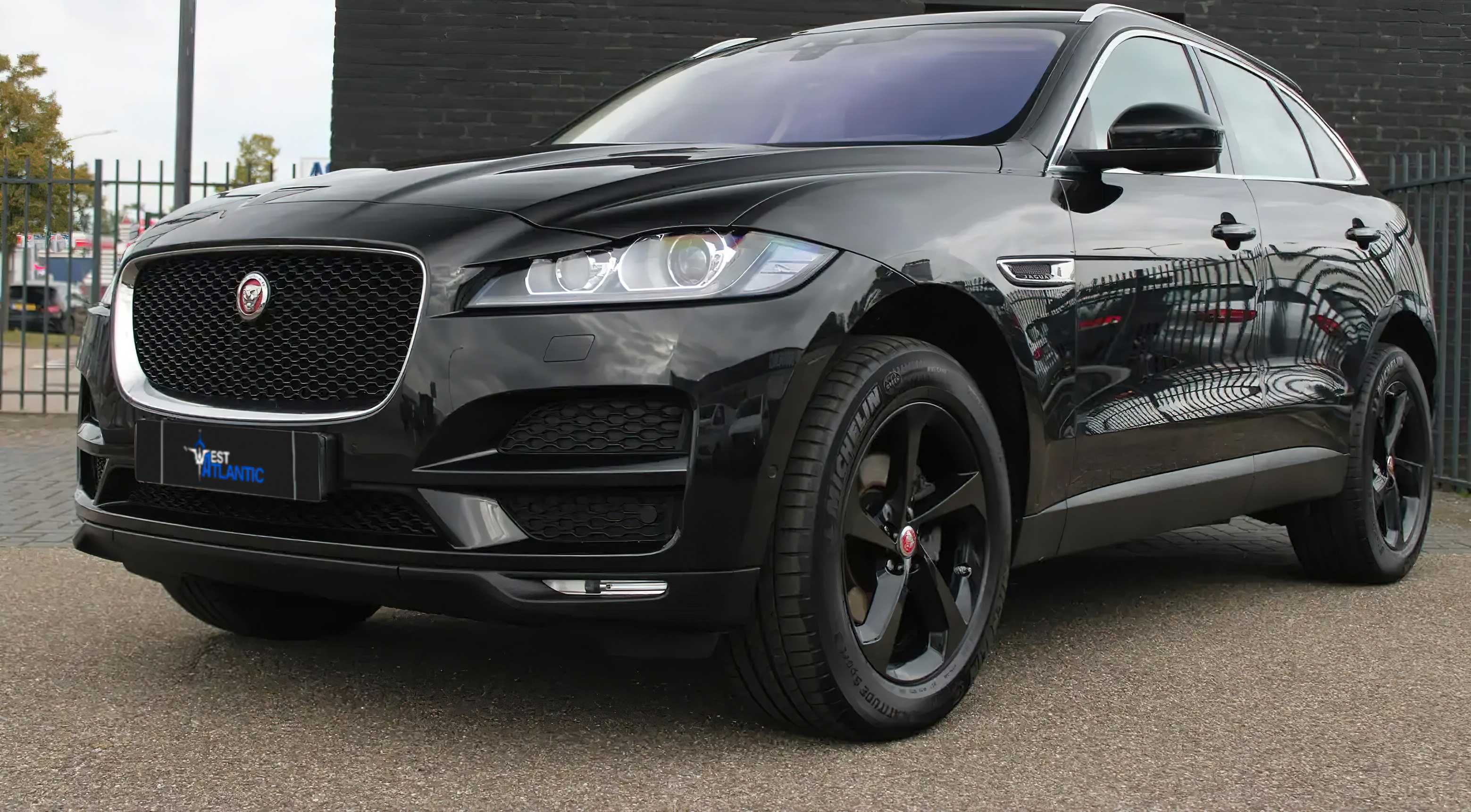 Jaguar F-Pace 2017