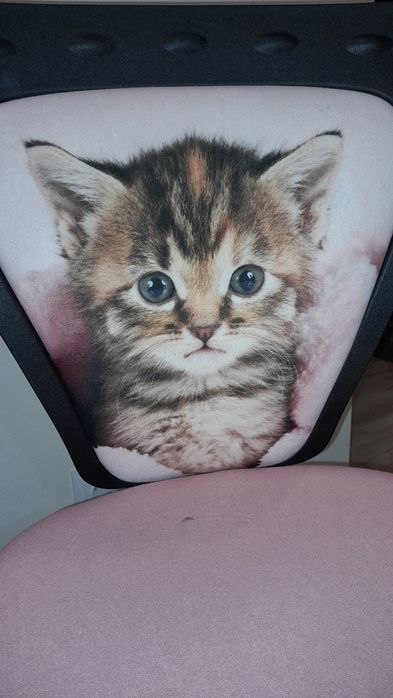 Fotel biurowy dla dziewczynki