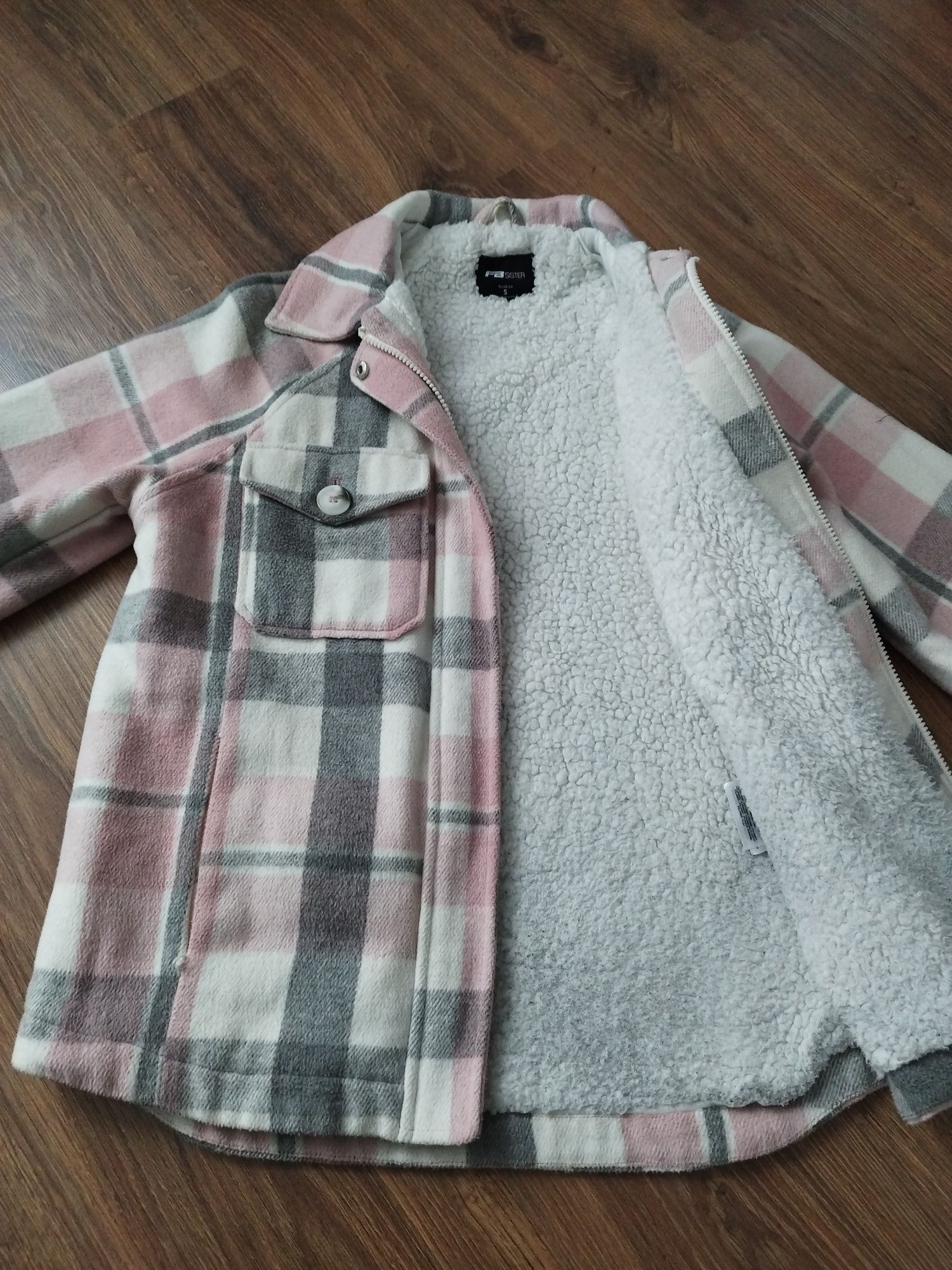 Kurtka New Yorker roz S