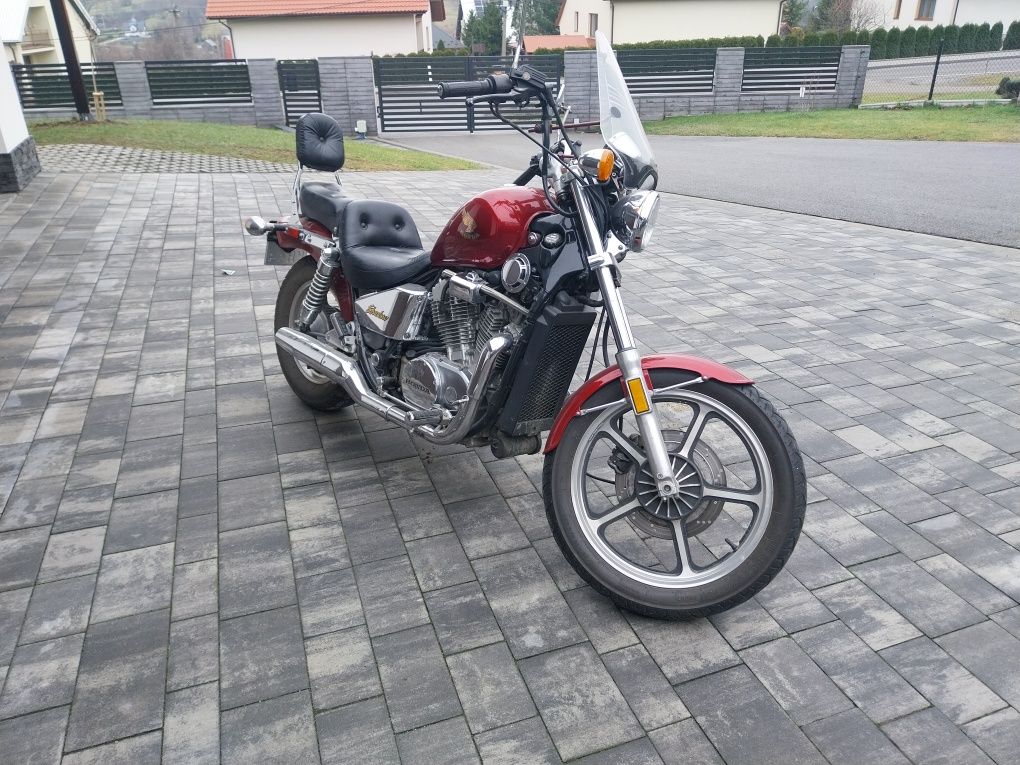 Honda Shadow VT 700 C