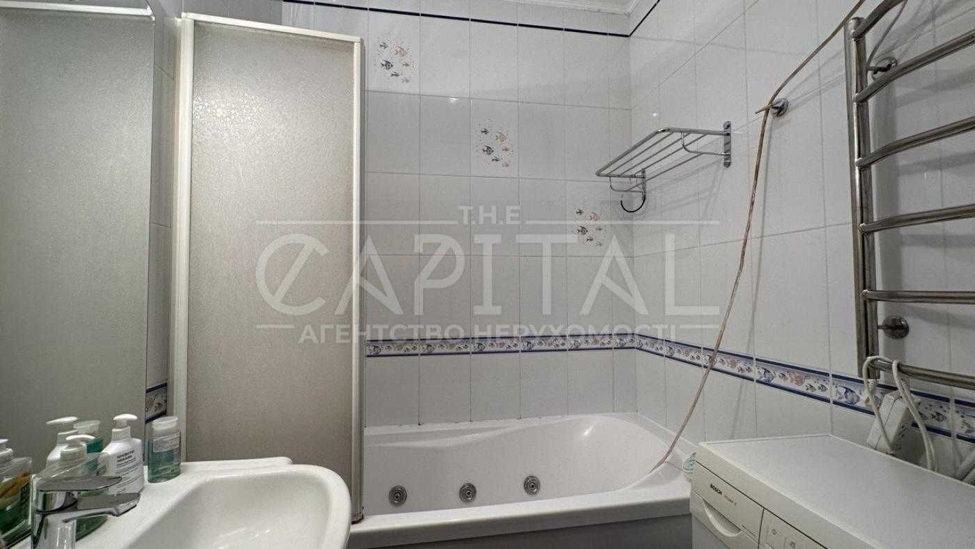 Продаж 2к квартири 53м2, вул. Джона Маккейна, Печерський район