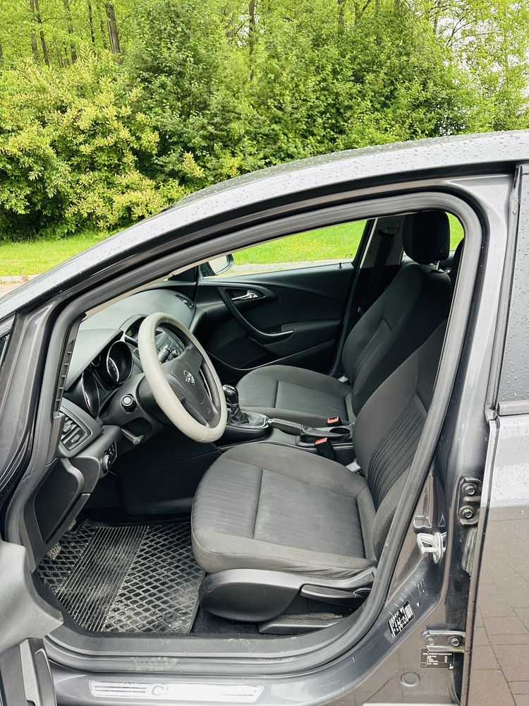 Opel Astra J 1.4