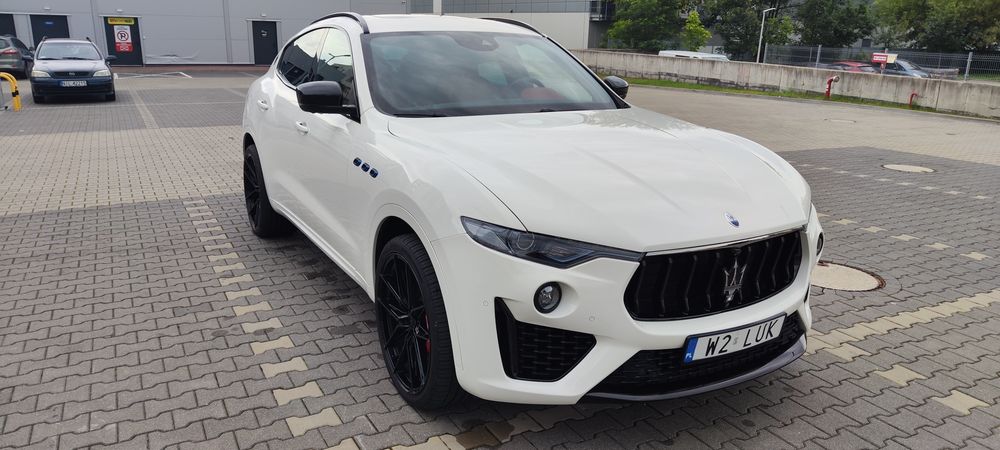 Maserati Levante SQ4 3.0 430km 87k SUPER STAN ZAMIANA