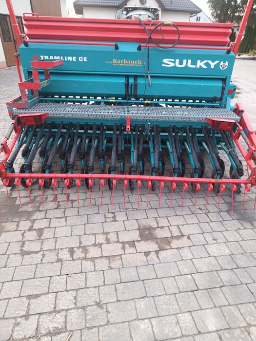 Agregat uprawowo-siewny sulky siewnik tależowy nadbudowany wał pakera