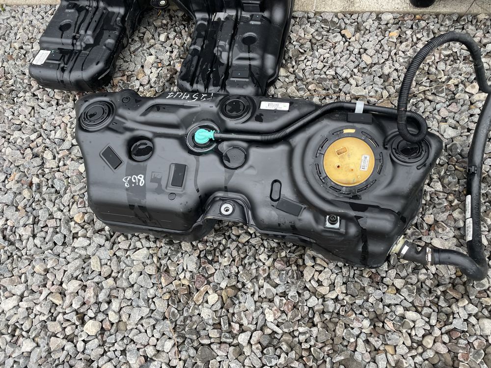 Bmw f10 f01 f30 f25 e53 e60 e70 бак топлевний