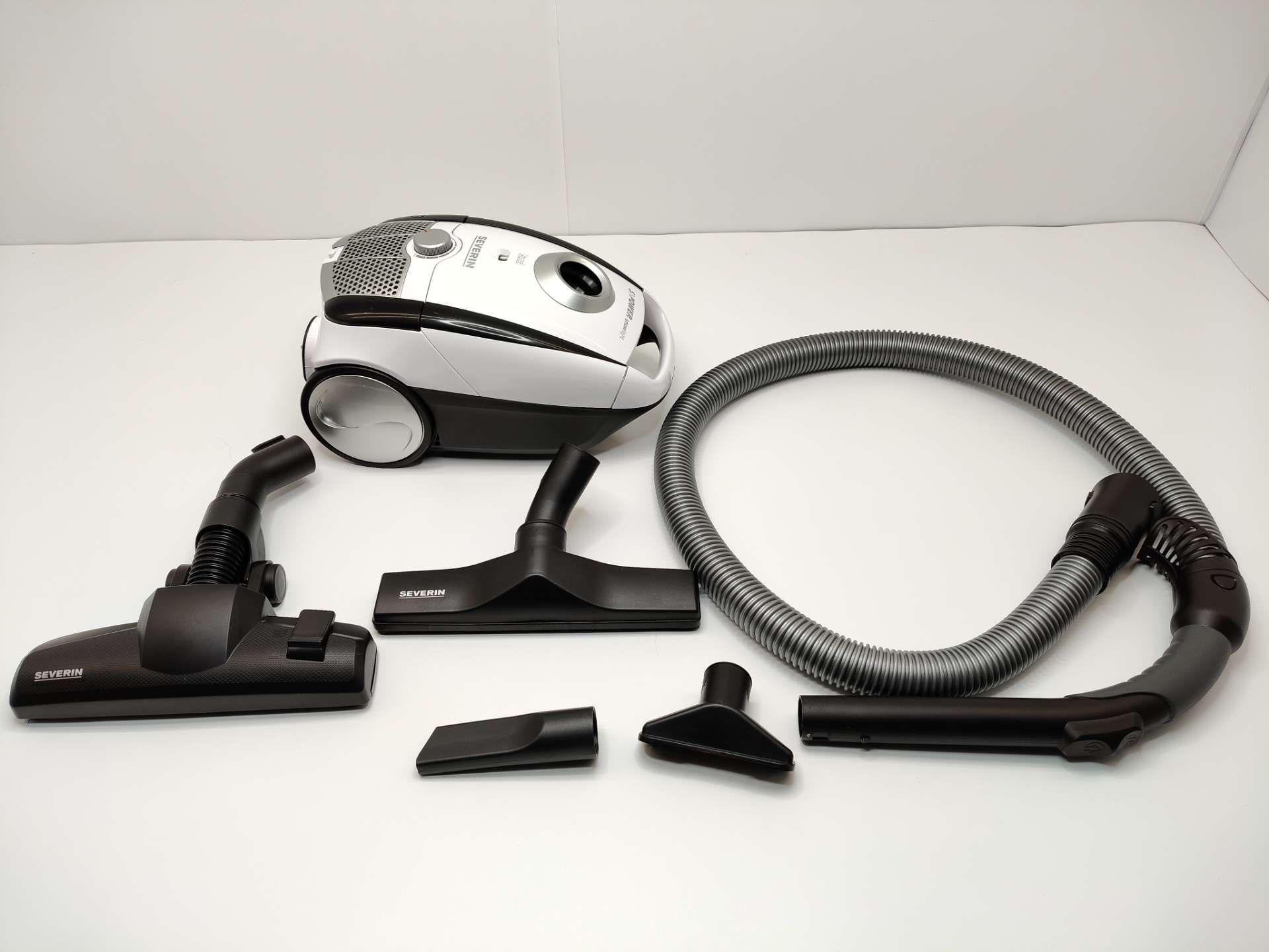 Odkurzacz workowy Severin S´POWER snowlight BC 7035, 750 W, zasięg 8 m
