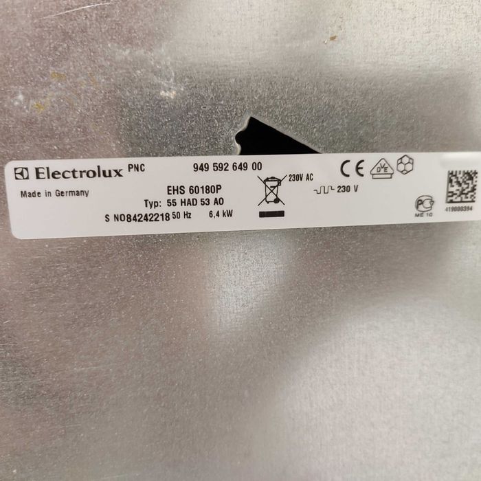 Варочна поверхня Electrolux EHS 60180P