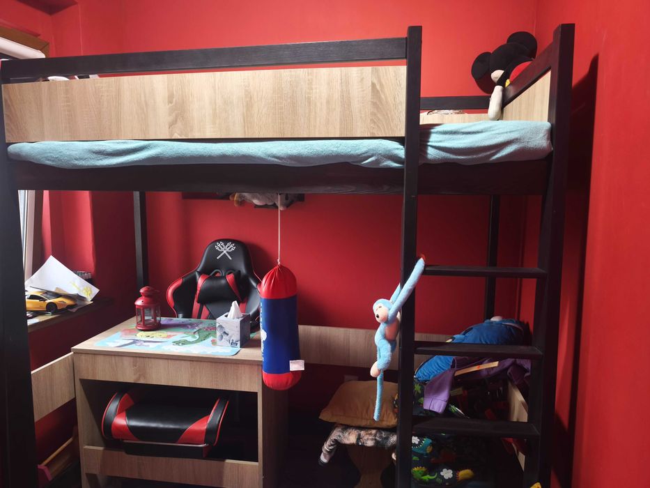 Łóżko piętrowe (antresola)